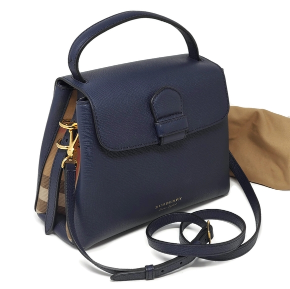 Burberry Handbags - 💯 AUTH BURBERRY NOVA CHECK Crossbody Bag